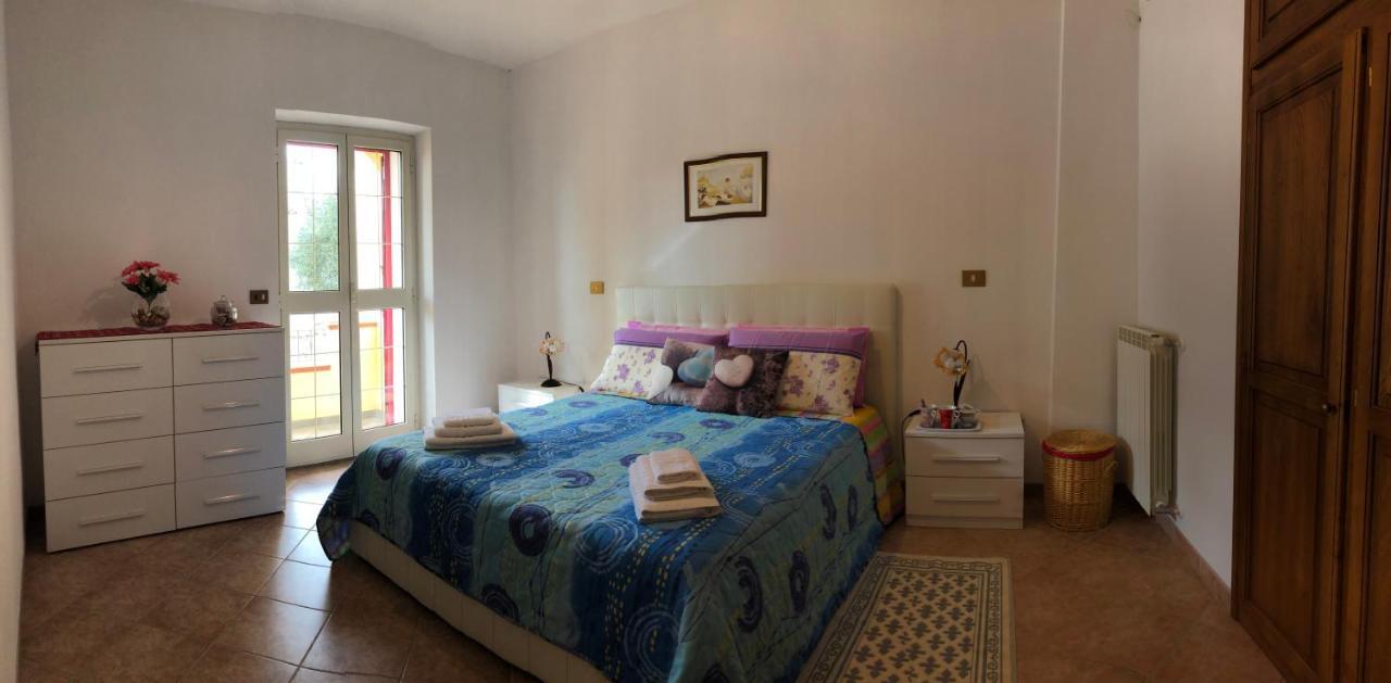 Appartamento In Villa Andreina โอโรเซย ภายนอก รูปภาพ